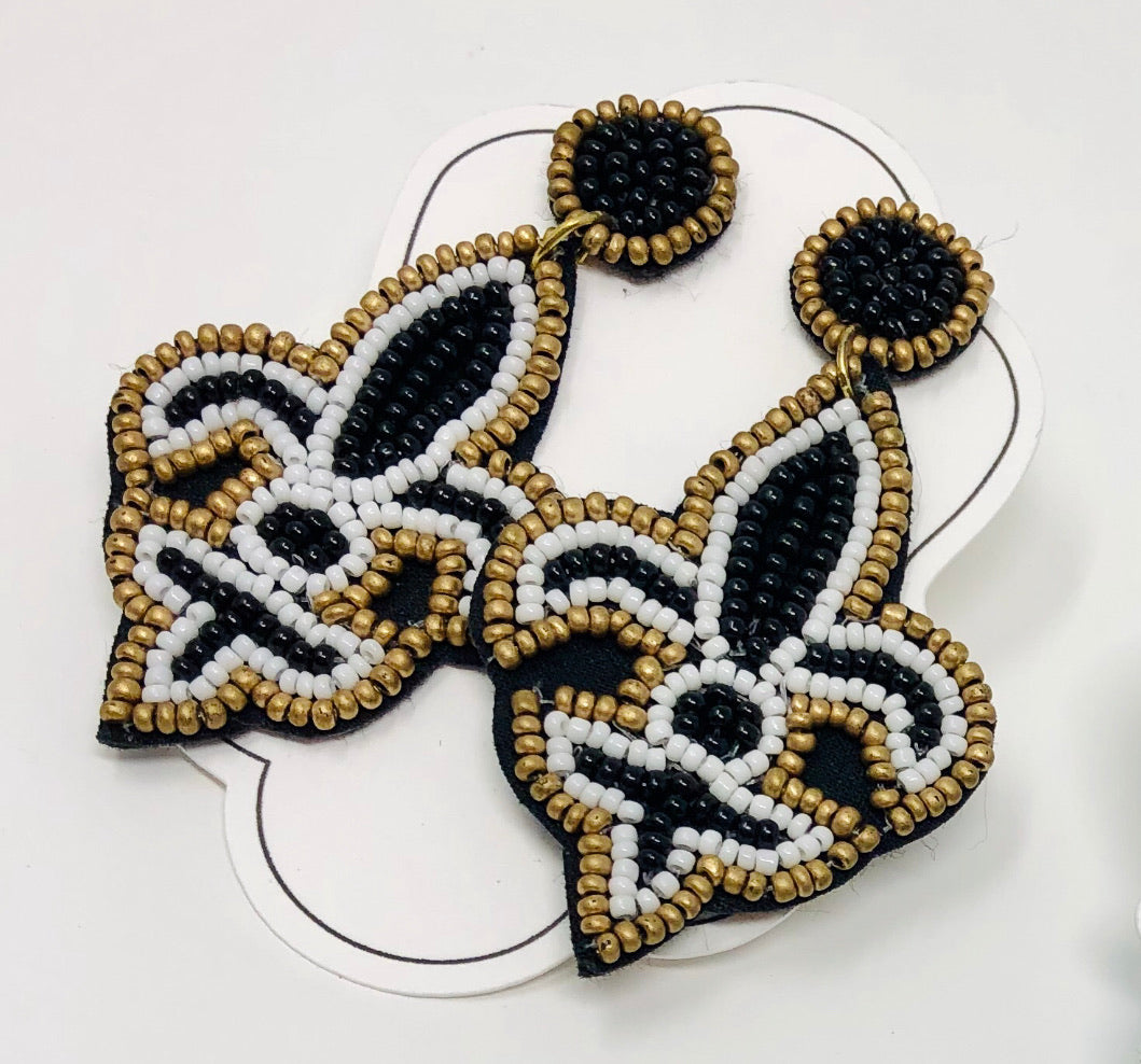 Fleur de Lis Seed Bead Earrings